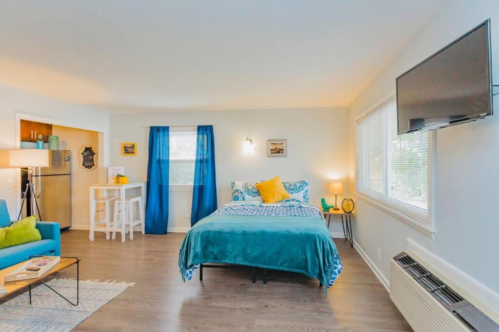 Hillview Studio - Seasonal Pool Holiday home Nashville